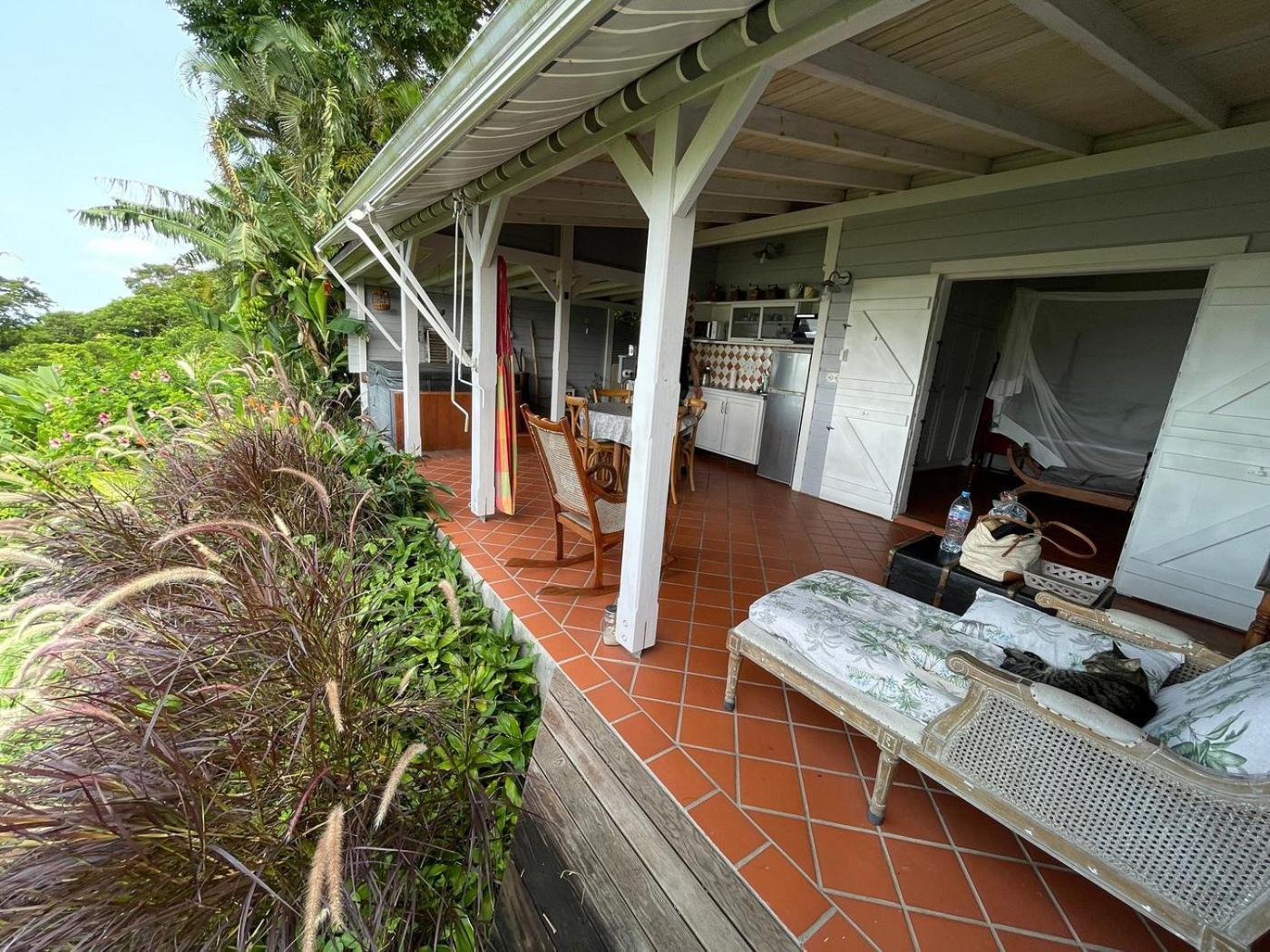 Beausejour Guest House Pointe-Noire Exterior photo